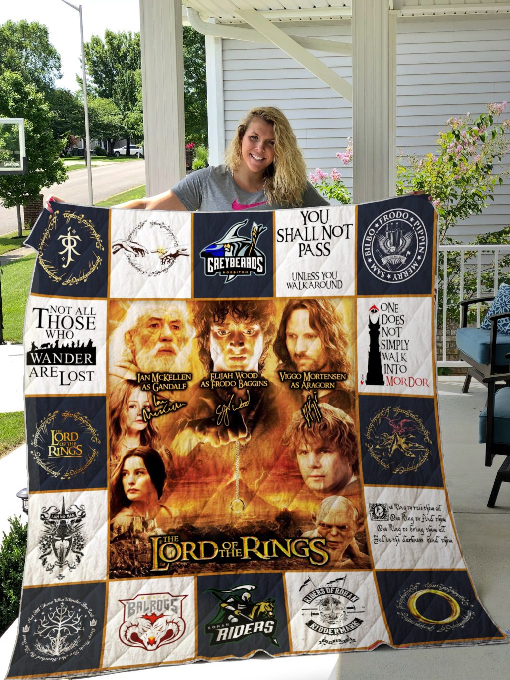 1589983903 the lord of the rings quilt blanket for fans ver 17 2 - Lord Of The Rings Merch